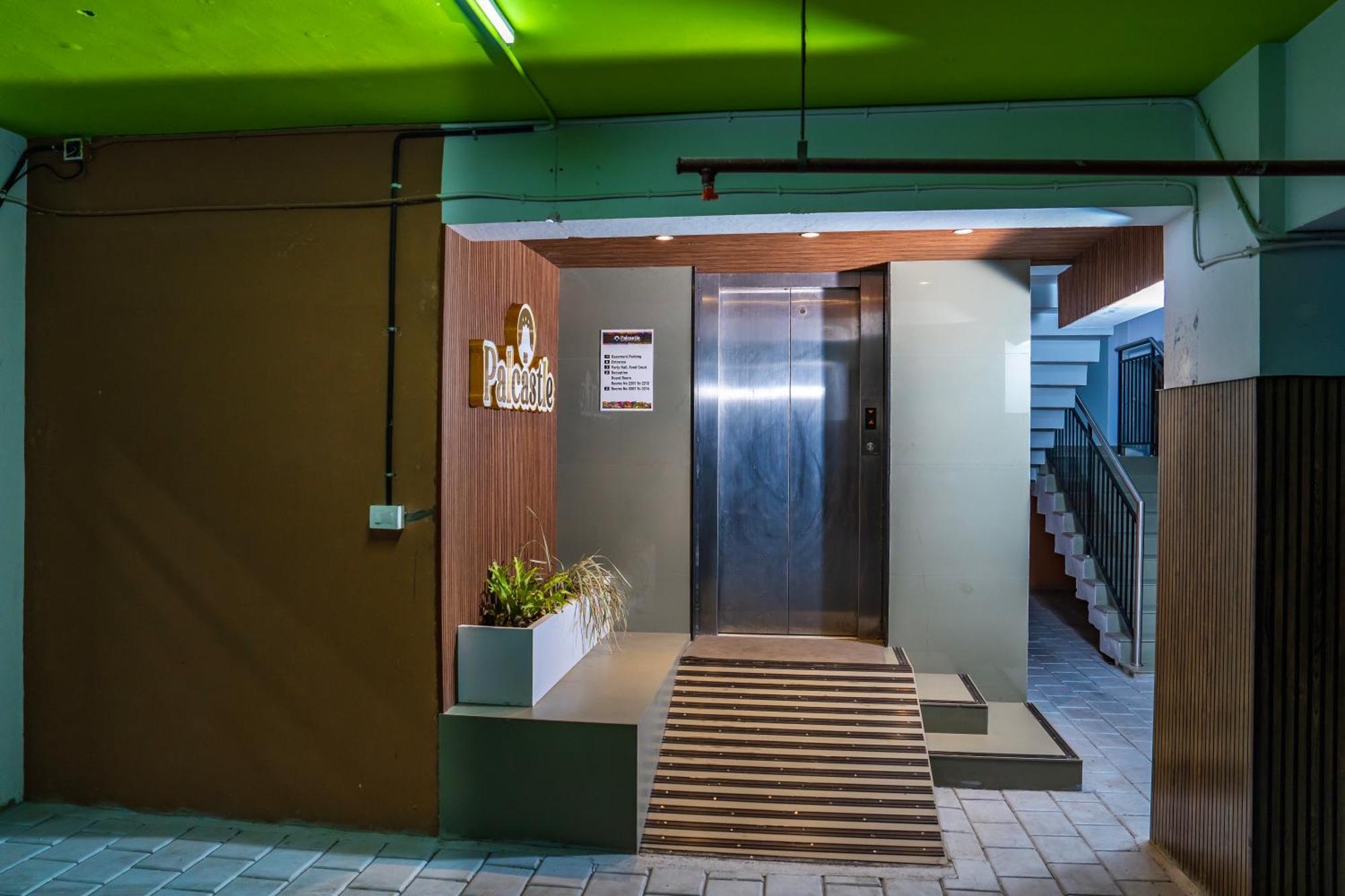 Palcastle Regency Hotel Palakkad Kültér fotó