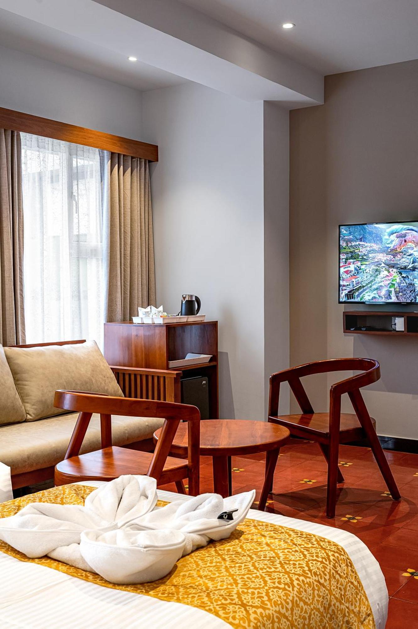 Palcastle Regency Hotel Palakkad Kültér fotó